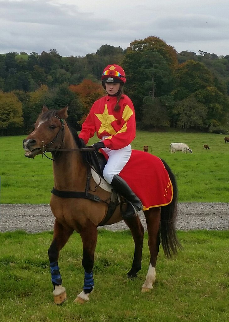 caolac's tweet photo. Great day @DevenishNutri just pipped but delighted  3rd place in the Pony race thanks for  super day Caragh #Oscar https://t.co/d7RLqu5JYV