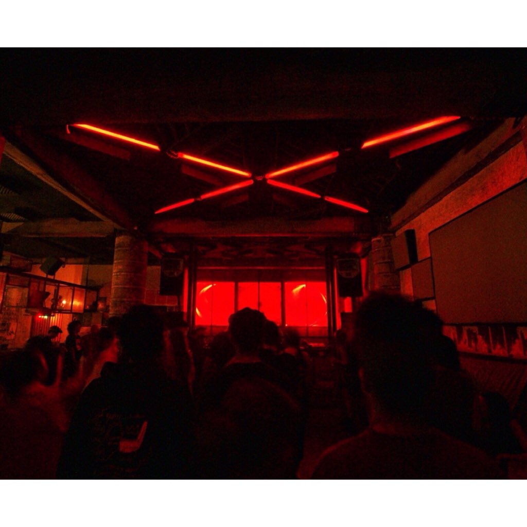 sumaterantigers's tweet photo. TAMAN TEKNO TOUR 2015 @kohbali photos recap by oky #sumaterantigers #techno #technotroopers https://t.co/r9j3IMLnkC