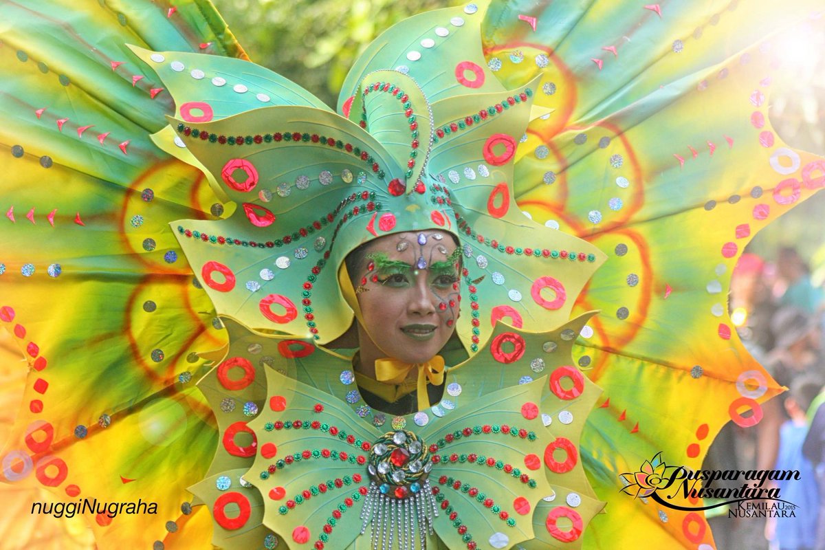 ugienugi's tweet photo. @kemnus Great Detail and Very colorful 

#kemilaunusantara2015 #nugginugraha #kemnus2015 https://t.co/bU8wEl6zsy