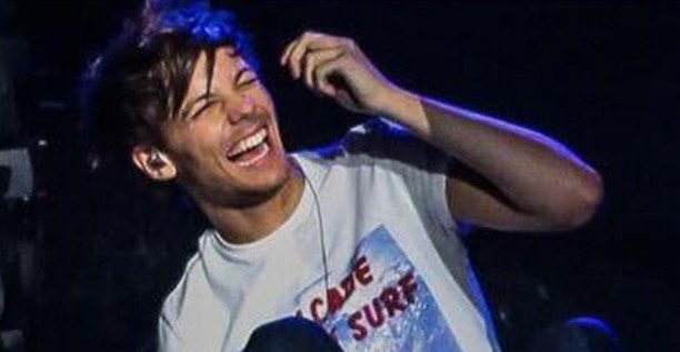 YessicaNayelii's tweet photo. He is my home #LouisYouMakeUsFeelLikeHome  @Louis_Tomlinson https://t.co/AKOukpqIRc