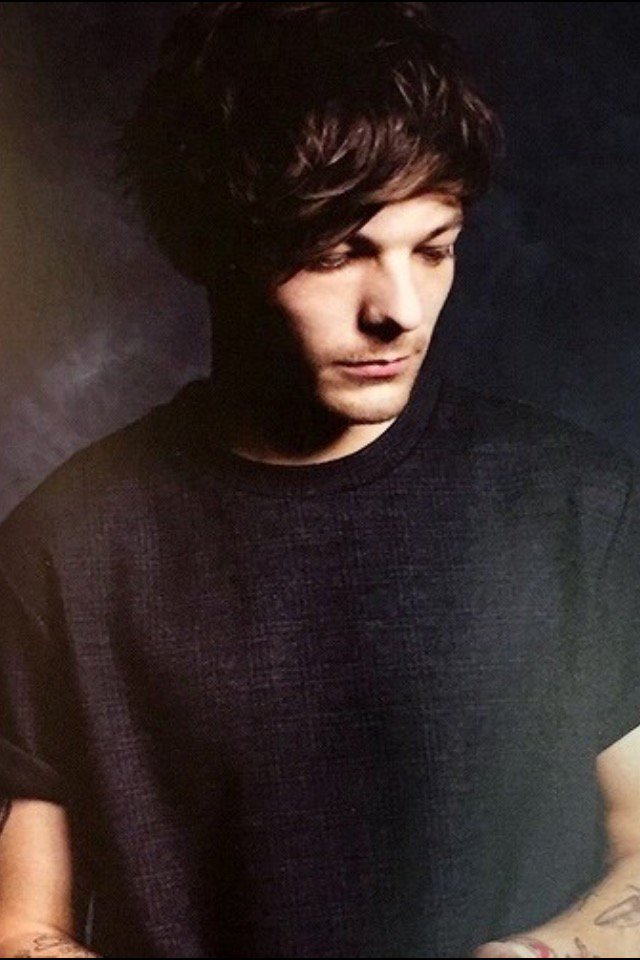 YessicaNayelii's tweet photo. He is my home #LouisYouMakeUsFeelLikeHome  @Louis_Tomlinson https://t.co/AKOukpqIRc