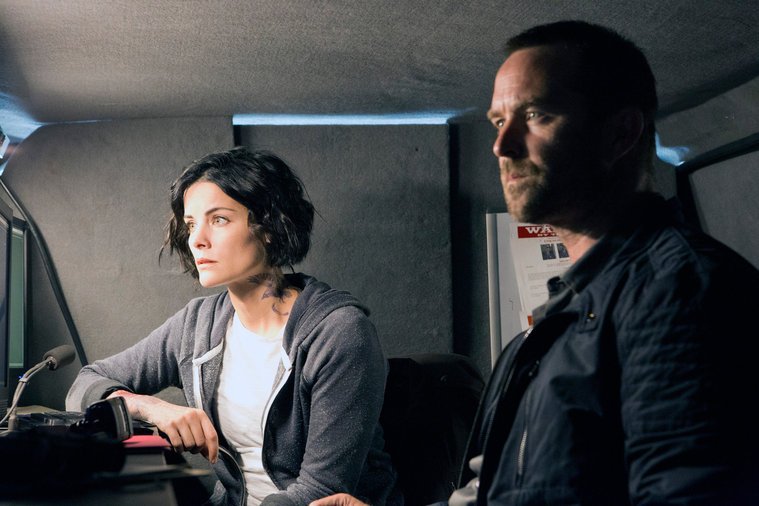 BlindspotRoom's tweet photo. ONE HOUR until East Coast/Central! #Blindspot https://t.co/UuhuEoxfVg
