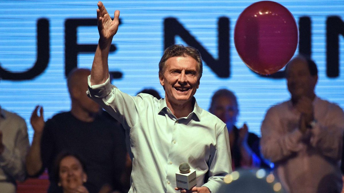 LANACION's tweet photo. .@MauricioMacri, de cara al ballottage: "Juntos, vamos a construir la Argentina que soñamos" https://t.co/G8faF8vQVa https://t.co/lOYHCMoiR4