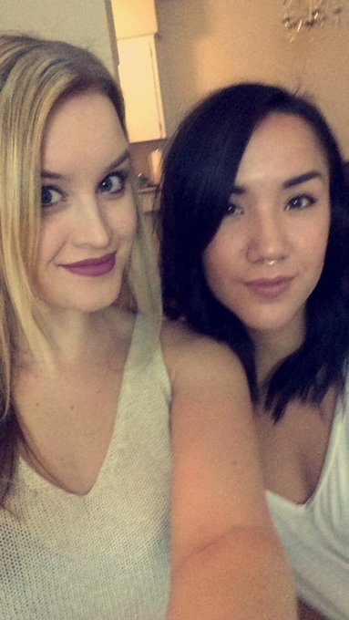 Logging on with @MirahLovess! https://t.co/YTeljKbmk2 https://t.co/B7rkTq6e9b<a class="tags" href="/tag/mirahlovess">@mirahlovess</a><a href="/tag/onmfc"class="tags"><span>#onmfc</span></a>