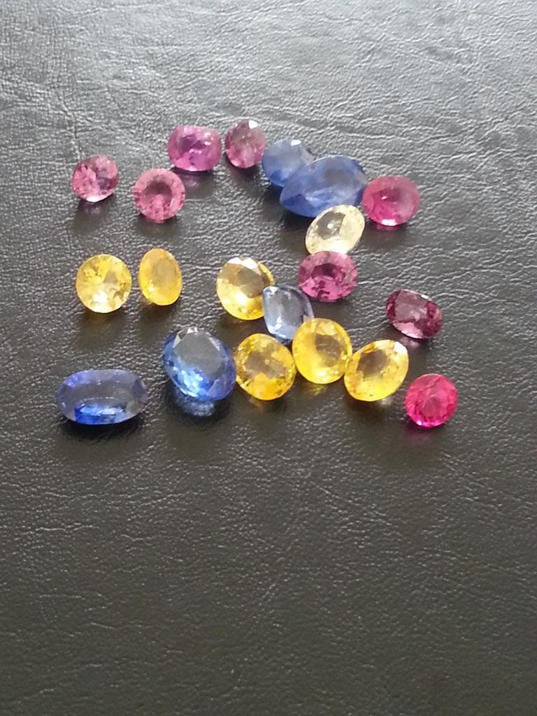 Borongan Sapphire Ceylon