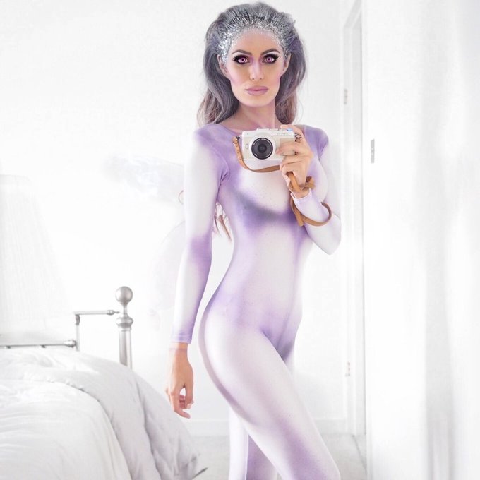 Watch Lydia's leaked NSFW photo on TwXstars