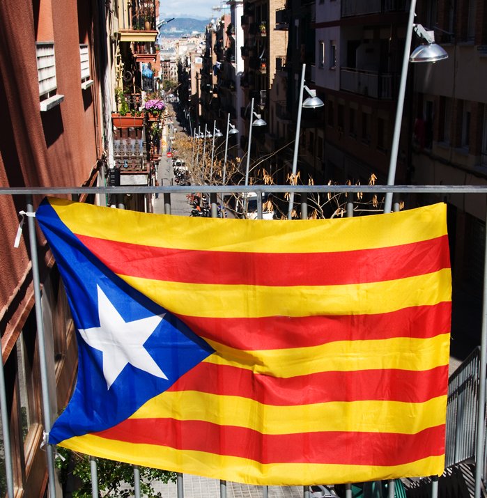 zona_sec's tweet photo. OPINIÓ/ La #independència també passa pel #Poblesec, una reflexió de @SergiSarri a #zonasec https://t.co/aXuBmTCnCZ https://t.co/9vpVoExoRD