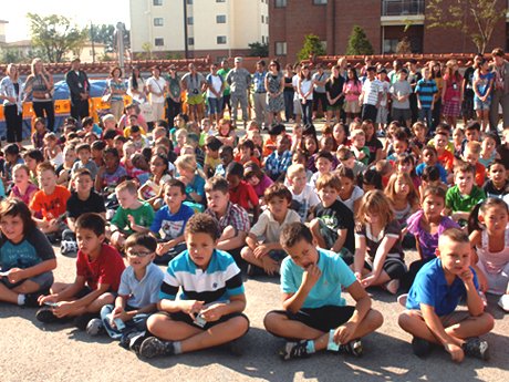 edutopia's tweet photo. How to deal with misbehavior in schools: https://t.co/5x8fKmgdyv. https://t.co/MC1Whi0Dg1