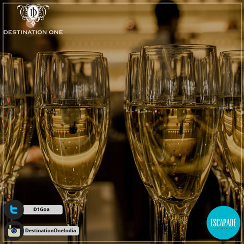 D1Goa's tweet photo. There is always a reason for champagne!
#Goa #SunburnGoa  #Quotes #Travel #drinks  #friends https://t.co/olnFu4LMTU