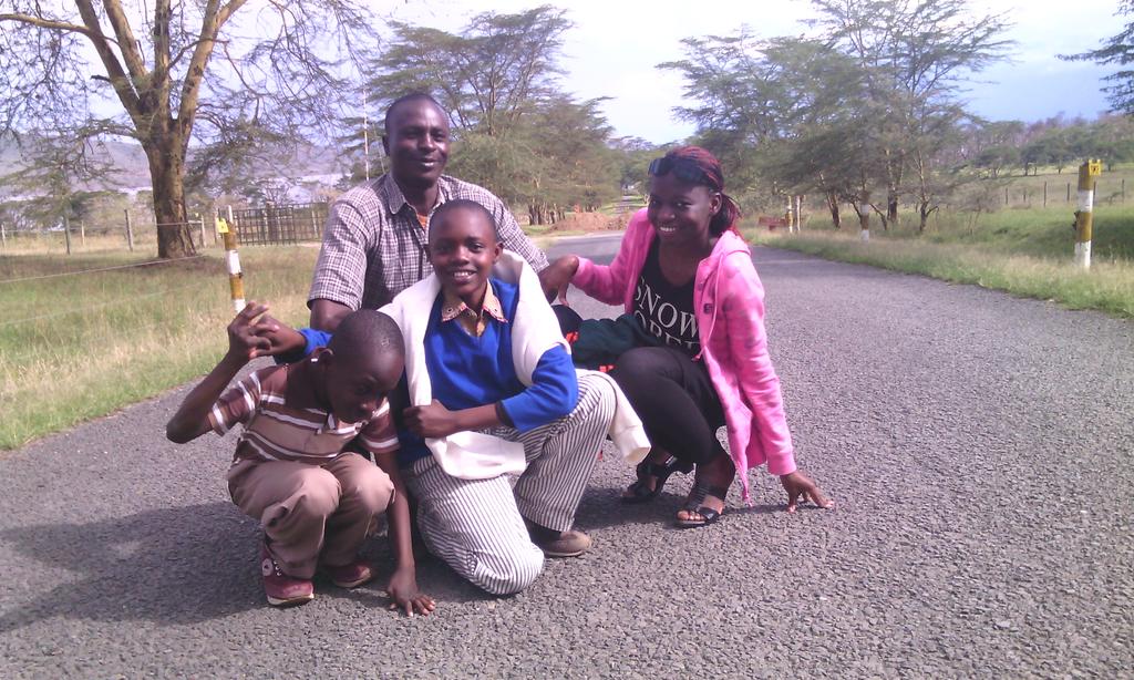 JfGithinji's tweet photo. Lovely cousins https://t.co/Gc6zOySjuC