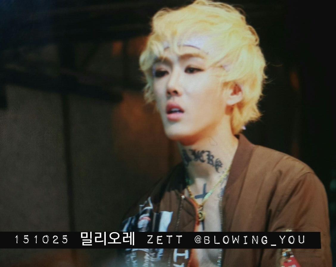 blowing_you's tweet photo. [Preview] 151025 동대문 밀리오레 ZETT
AFOS_ZETT #AFOS #ZETT #아포스 #첨에_헤어밴드_안한줄 #애교쟁이 #모든_섹시를_다했네 https://t.co/xHQbFRqbfj