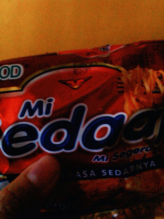 aqilahsyahirahh's tweet photo. Sayap sayapp wings #FoodPorn #MiSedap hahahhahaa @muhdhelmo @zakirIsBehh https://t.co/38YPWbPZq5