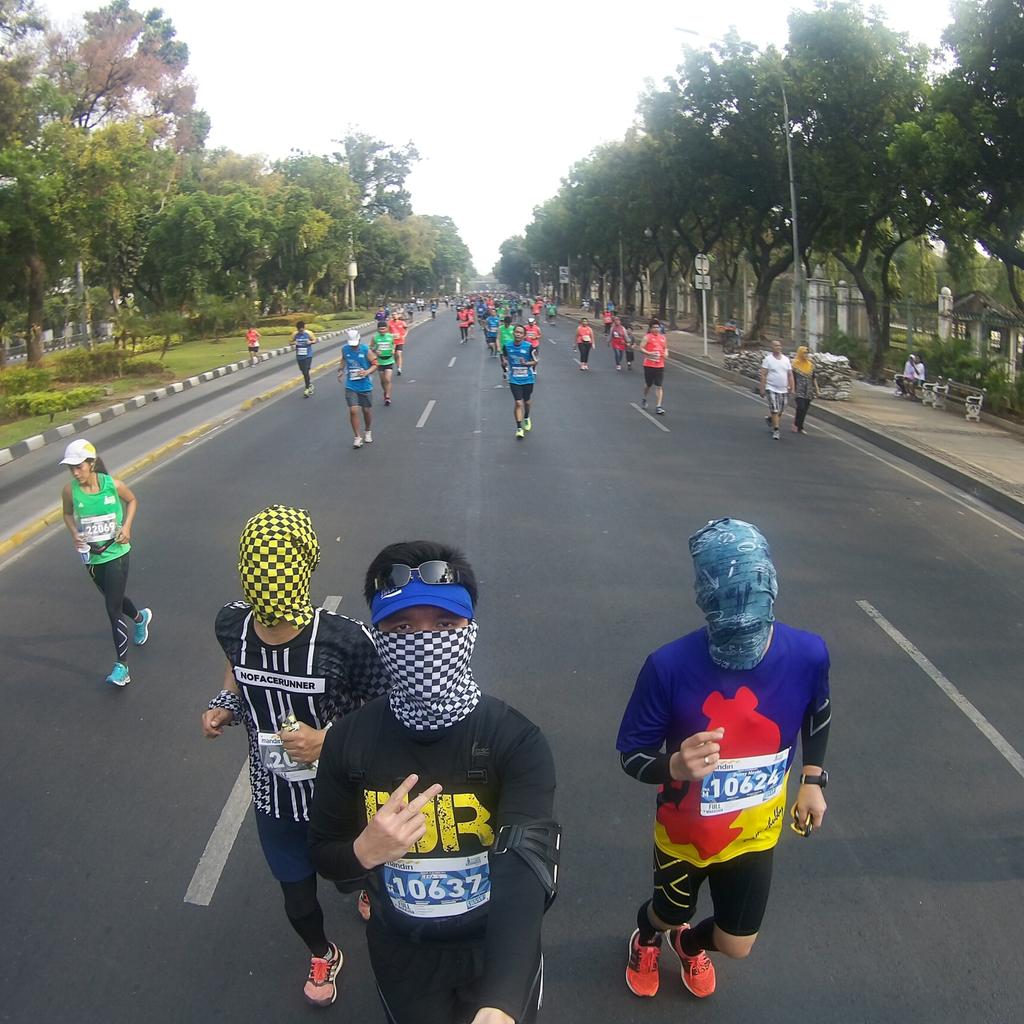EzraSihombing's tweet photo. @EJR_Runners karena EJR adlah keluarga [Kategori: 21K] @EJR_Runners #EJRnofacerunners #H24Run #HerbalifeNutrition https://t.co/TUjqRL9bEX