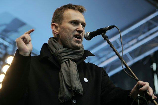 I know this leader! Alexey @Navalny, founder of fund of fight against corraption, most popular oppositioner<a class="tags" target="_blank" title="On Twitter" href="/?out=eyJ0eXAiOiJKV1QiLCJhbGciOiJIUzUxMiJ9.eyJpYXQiOjE3MjA4Njg1OTIsImlzcyI6InR3cG9ybnN0YXJzLmNvbSIsIm5iZiI6MTcyMDg2ODU5MiwiZXhwIjoxNzUyNDA0NTkyLCJyZWRpcmVjdF91cmwiOiJodHRwczovL3R3aXR0ZXIuY29tL05hdmFsbnkifQ.f7AVOvc6mT-aQ2cPSuK77wgZerF2xOdyAnknCWS47Z2HBNLMHWdzXGV5p-3D5y_GDR0CXtZUcr1ZzwtV3JEYBQ">@Navalny</a>