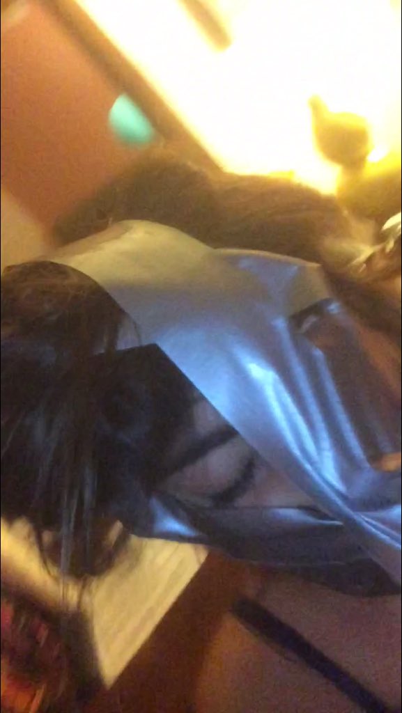 _Nataliadlt's tweet photo. BRUHHHH SHE LOOKS DEAD😭😭😭😭 https://t.co/wcllQ1ByOS