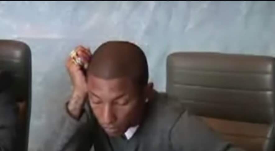 JewishKhaled's tweet photo. @Pharrell = "I used a pentatonic structure" but can't identify a single note on a sheet of paper.
#ImNotComfortable https://t.co/tKRilqIMXe