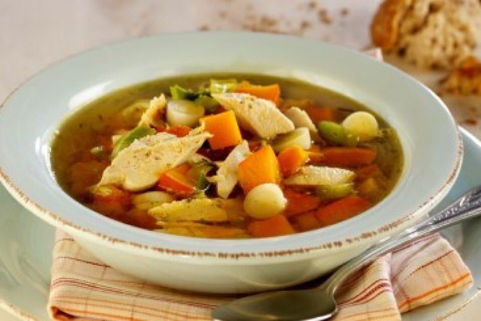 diabetes_no's tweet photo. Snart #halloween Prøv kyllingsuppe med #gresskar og lime https://t.co/jTR9aRPaNr #middag #diabetes https://t.co/EEmOZKnr8L