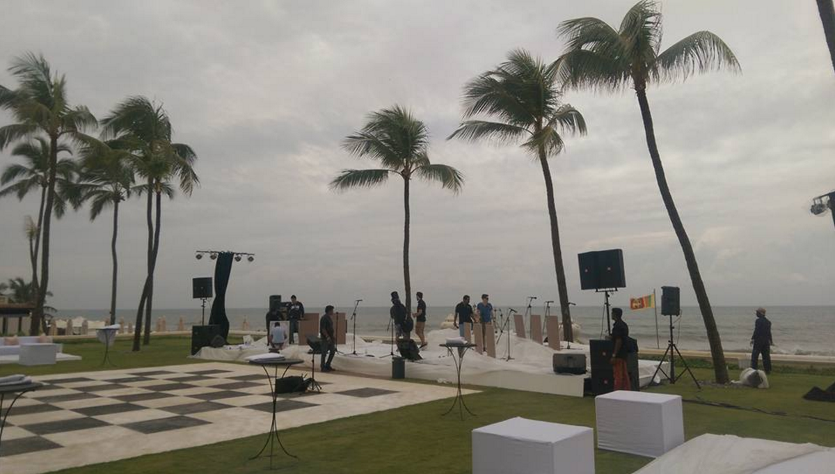 StampEnts's tweet image. Amazing @GalleFace1864 with #TheSwingPack and #TheSwingRevue. An amazing, historic place #SriLanka #Dubai #Jazz