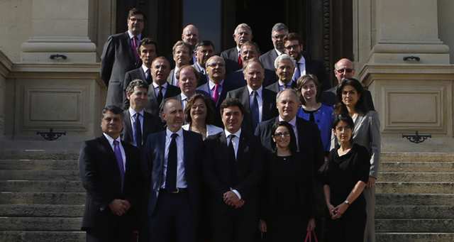 LesEchos's tweet photo. Il va falloir mettre le climat dans votre business model... https://t.co/Nph7jBi3An https://t.co/oDjoBJxUoO