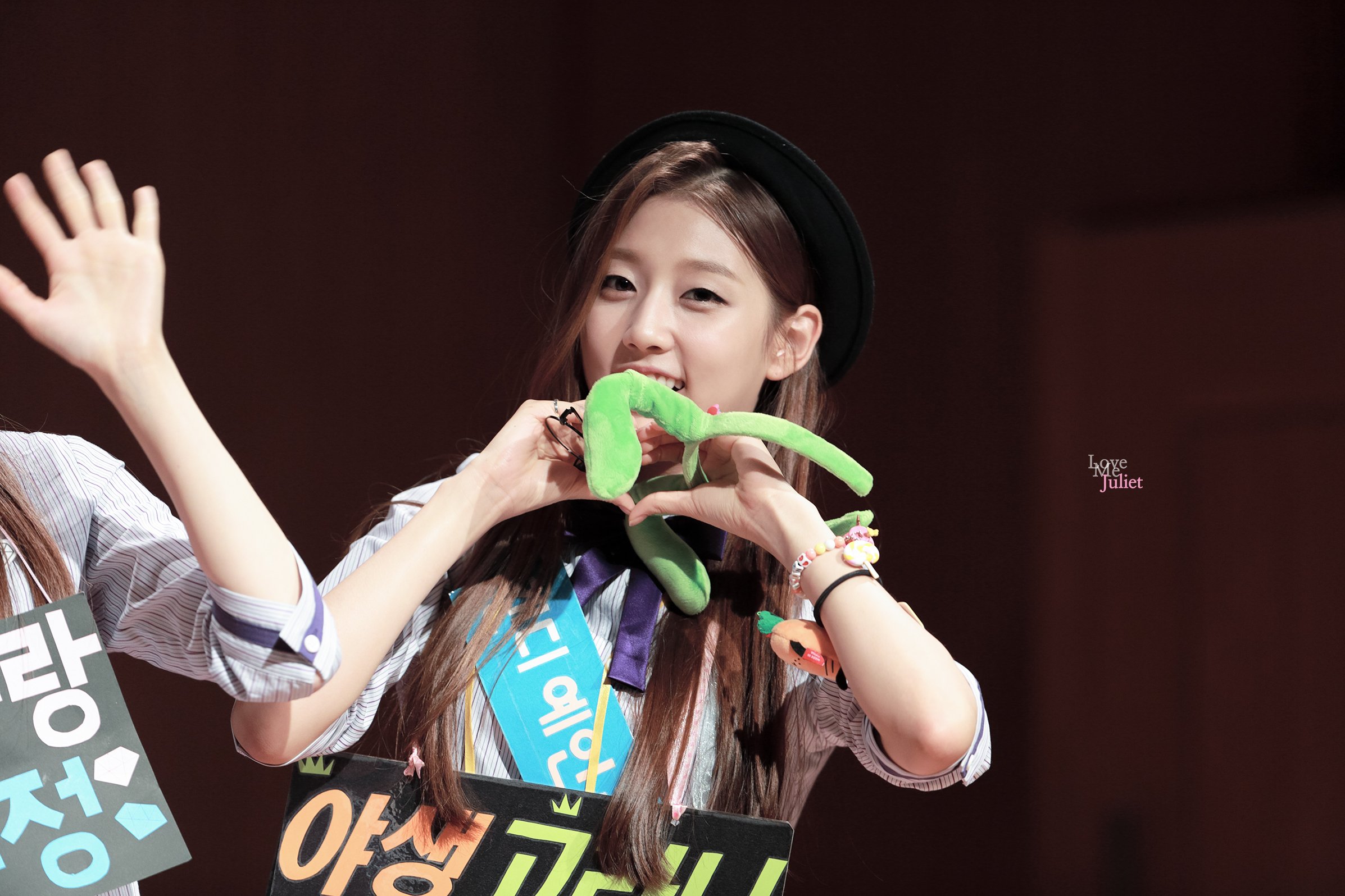 CSO_frNUYAAiFlh.jpg:orig