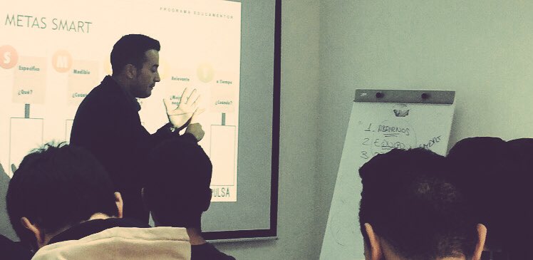 Javiertupuedes's tweet photo. Meta a meta. Paso a paso.

Simplifica al máximo, llega al infinito. _Javier Álvarez
#MetasSmart https://t.co/C3L1KcAKZL