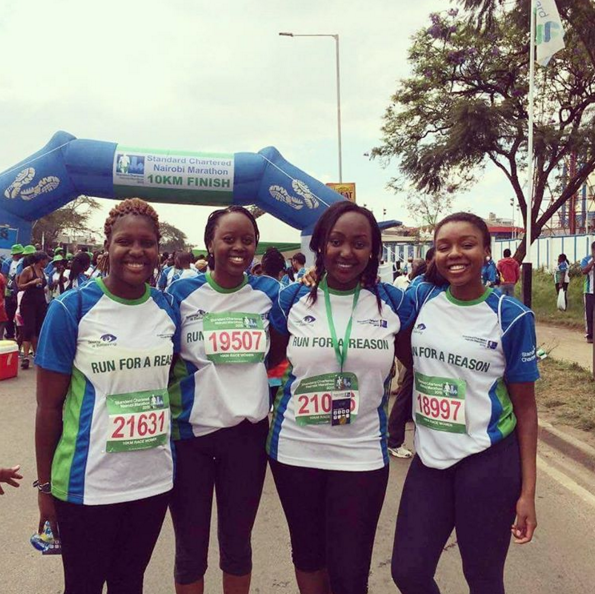 noni_muchiri's tweet photo. Who run the world!? #runforareason #StanchartMarathon #seeingisbelieving #sundaysteez https://t.co/h2gABODRfN