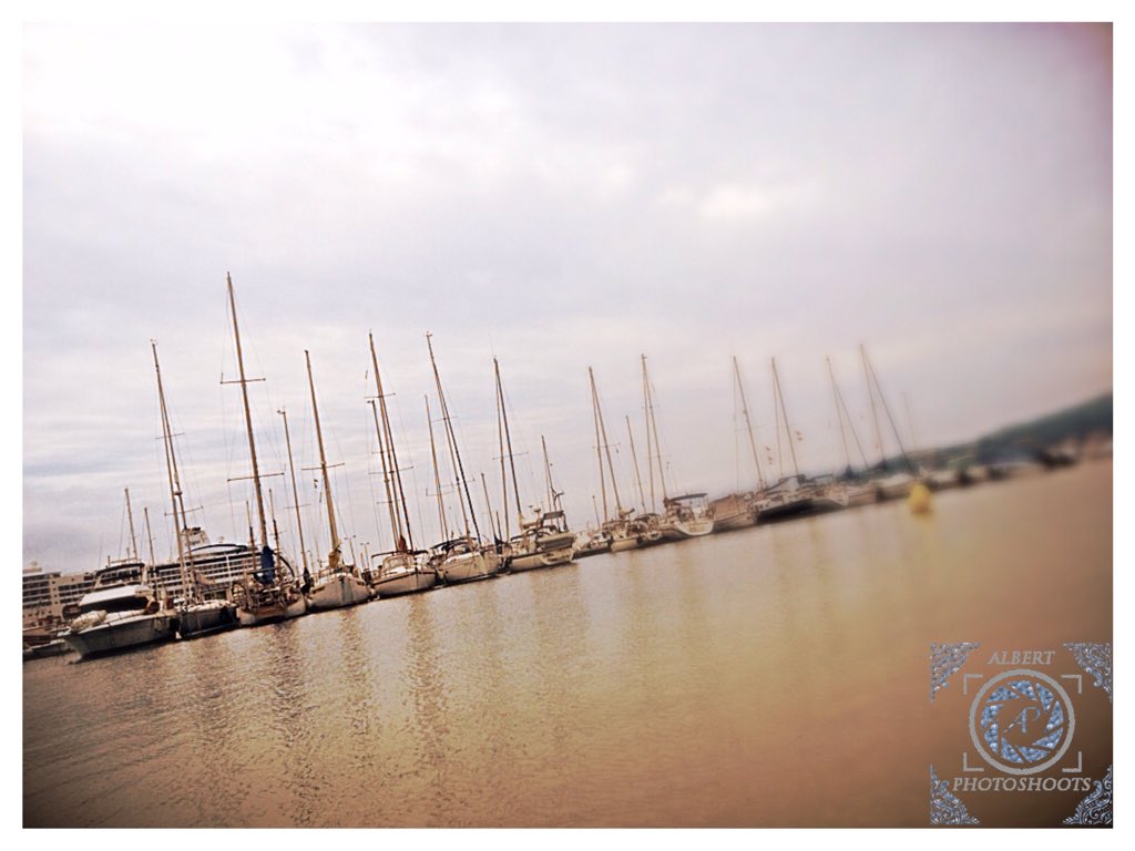 Alb_Photoshoots's tweet photo. #BackTrip in #Palamós. #Sea #Boats #Harbour #Girona #CostaBrava https://t.co/Qyn07ER9Zf