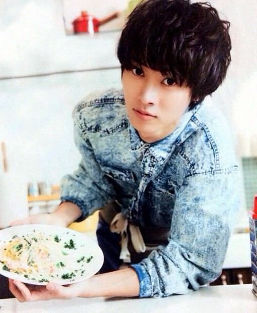 Kentoos_0907's tweet photo. こんなお店の店員さんいたらいいなと思った人RT
#山﨑賢人
#イケメン 
#賢友 https://t.co/smDSHqbJsE