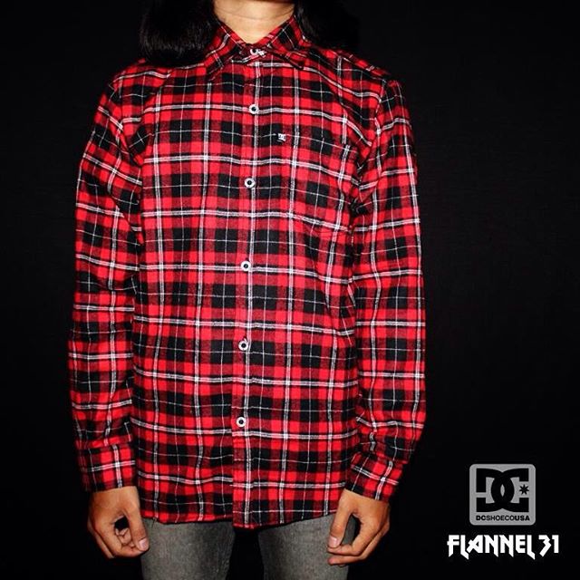 HIGH_mrch's tweet photo. INFO &amp; ORDER CEK BIO BRO SIST #jaketmurah #jualparka #jaketkeren #jualtshirt #jaketbranded https://t.co/WjX3rXjwAJ