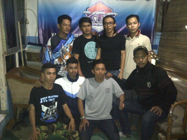 DpcXtc's tweet photo. Dpp kota bandun with sekre0panx @ bekasi. @XTC_Indramayu https://t.co/e0we5n47vh