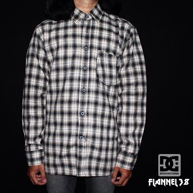 HIGH_mrch's tweet photo. INFO &amp; ORDER CEK BIO BRO SIST #jaketmurah #jualparka #jaketkeren #jualtshirt #jaketbranded https://t.co/HwjO9r74yC