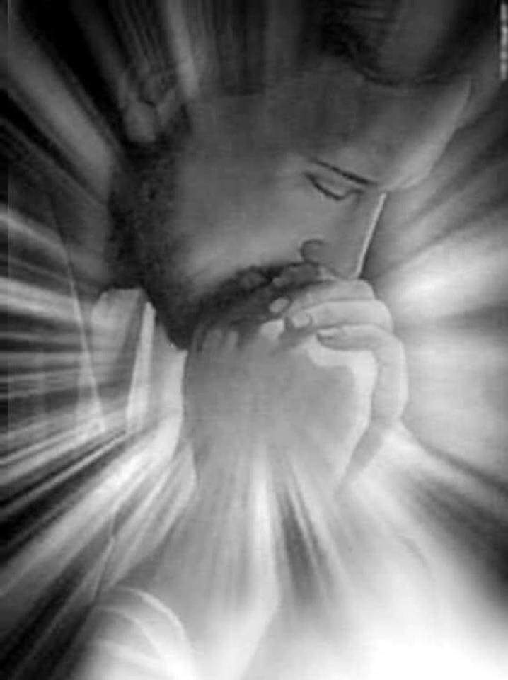 4showuright's tweet photo. @Ladiesluvcapo #AmenandAmen.  #AlwaysPRAY #PrayWithoutCeasing #MenOughtAlwaysToPray #Christians #PrayChurch #PRAY🙏🙏🙏 https://t.co/Kyzp9WEdxd