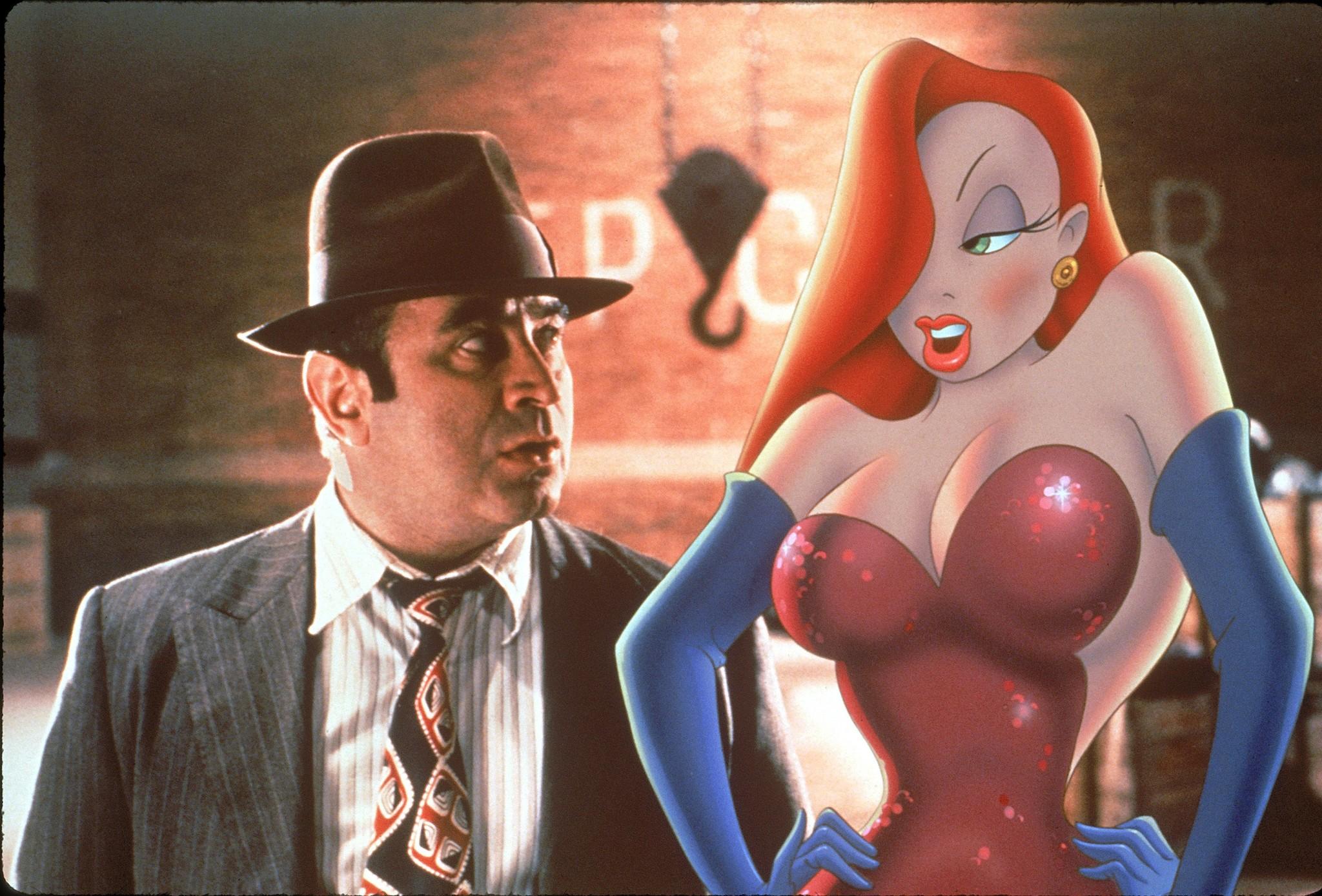 Happy birthday Bob Hoskins, he would have been 73 today. Here he is in \Who Framed Roger Rabbit\ (1988). 