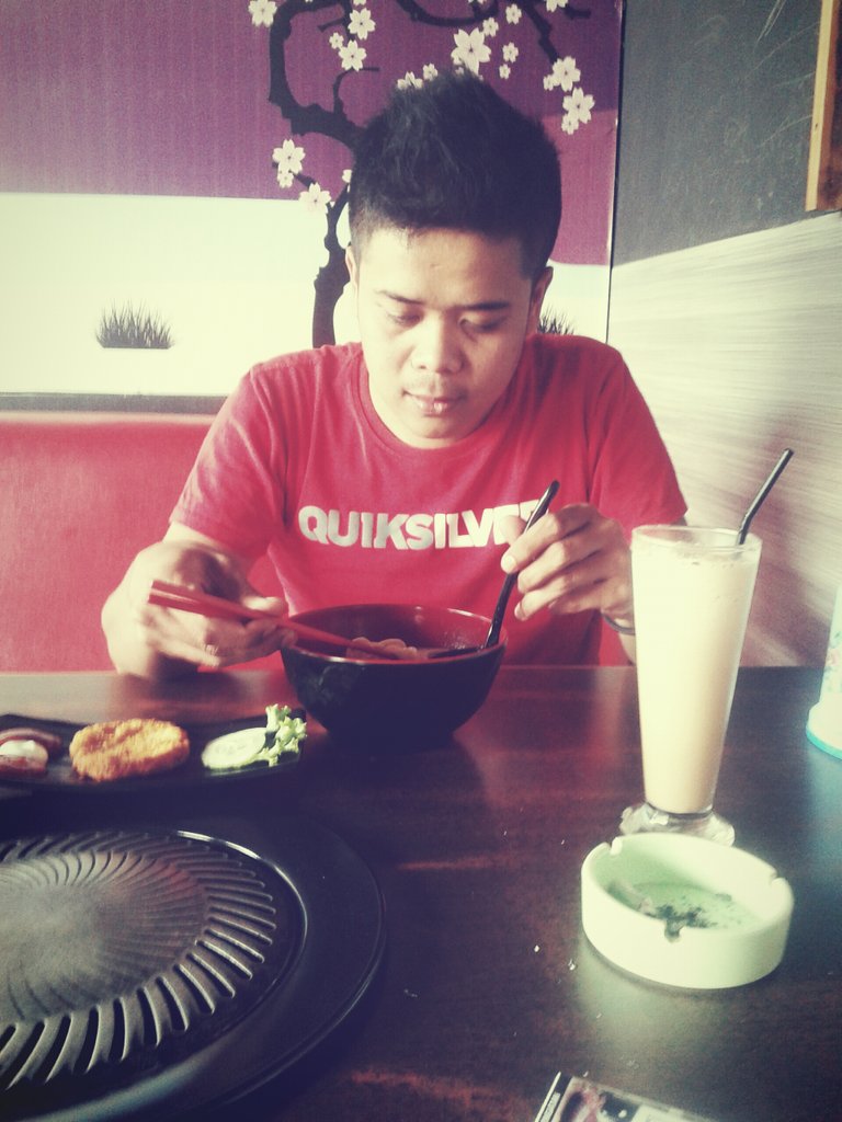piikoutsiders's tweet photo. Sore ngeramen di gorila garut :-D https://t.co/Lc86Q06kr7