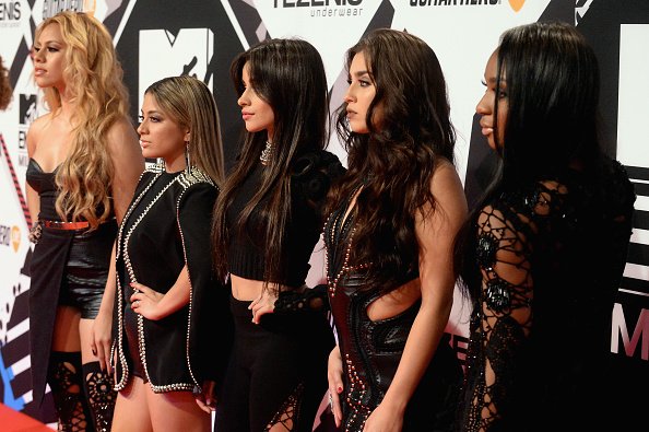 laurencombr's tweet image. #4 Fifth Harmony ontem no red carpet do MTV EMA 2015. #5HMTVEMA