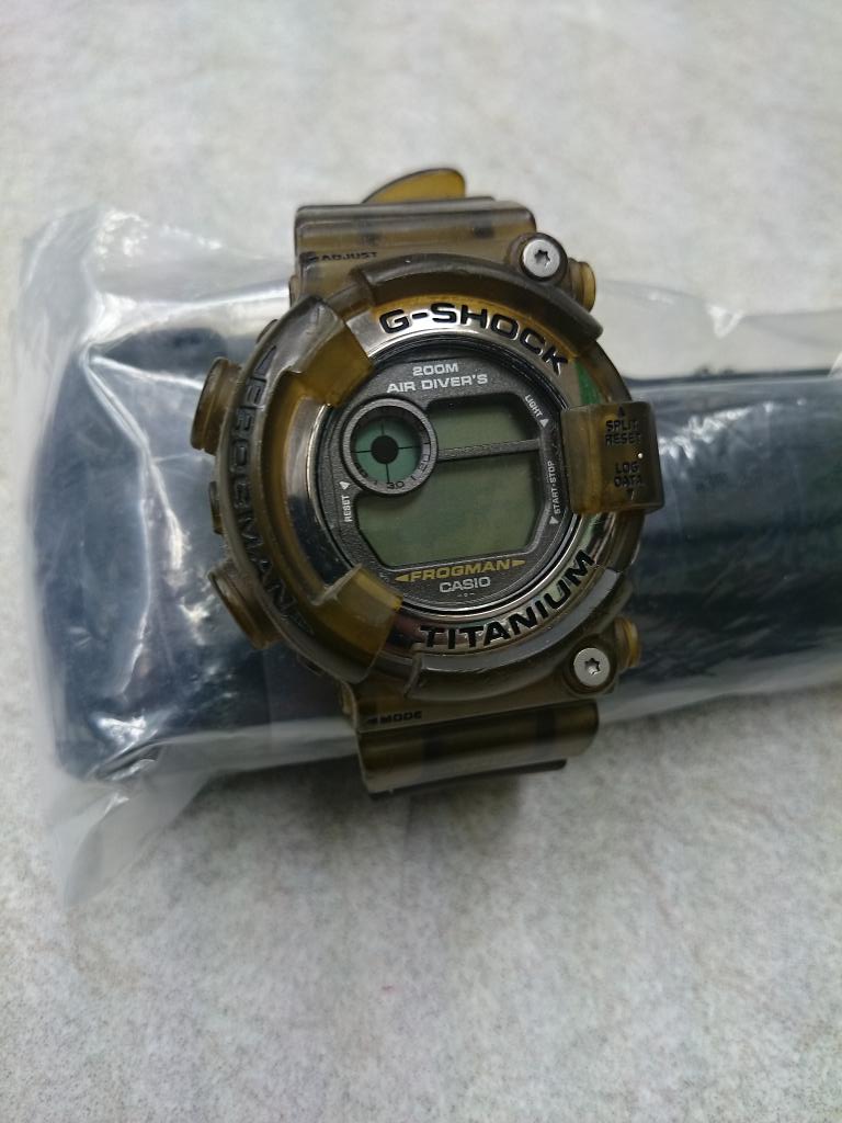 髭電鬼bgb老害 On Twitter 実家から懐かしいg Shockが 出てきた Y やけに汚い色になっていた 頭にきたから ばらして 染めてみたwww 染まるもんだなぁ 皆様も 眠ってるクリアタイプの G Shockを復活だぁ 色分けも良いかも Https T Co Ndpteccatd