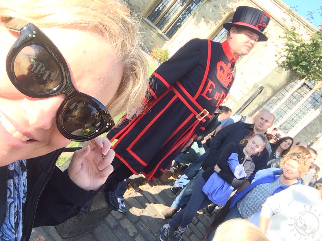Hilarious stories of macabre executions at London Tower with <a href="/yeomanwarder9/">Mark Anderson</a>
