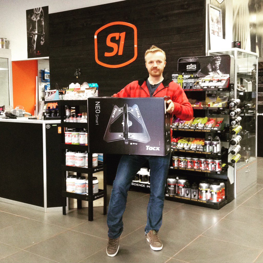 sportlifelv's tweet photo. Novēlam @cuu508 produktīvus ziemas treniņus ar jauno @tacx #NEOsmart #velo trenažieri un izdevušos 2016.g. sezonu! https://t.co/cky5omklqc