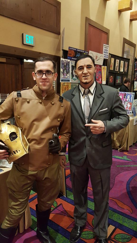 AngelDfallenOne's tweet photo. Cool #cosplay seen @sfcomcon this weekend, great times were had now looking forward to  @ABQComCon https://t.co/7tCD5qujbi