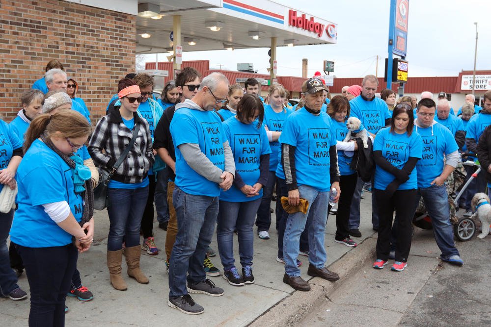 brd_dispatch's tweet photo. Hundreds attend awareness walk for missing man https://t.co/MhQwLJ667D https://t.co/04VNTehaKq
