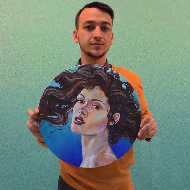 instaufa's tweet photo. Подходящий фон
#шальнаякисть #уфа #портрет #холстмасло #crazybrush #oilpainting #portrait #ufa# https://t.co/a0scSdgiSi