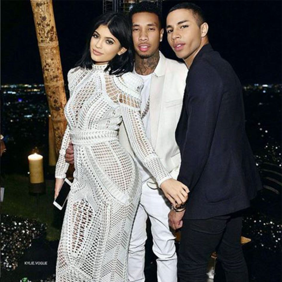 MBFWcelebs's tweet photo. Looks like Olivier Rousteing had a great Birthday! 

#Balmain
#Kardashian
#Jada
#Cara
#Jourdan https://t.co/7oEphEUyuo
