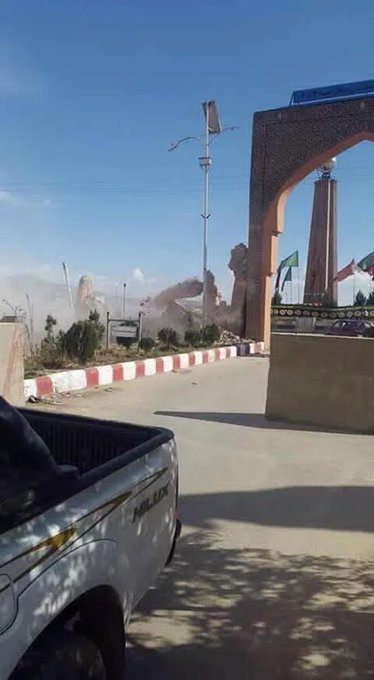 Voir l'image sur Twitter