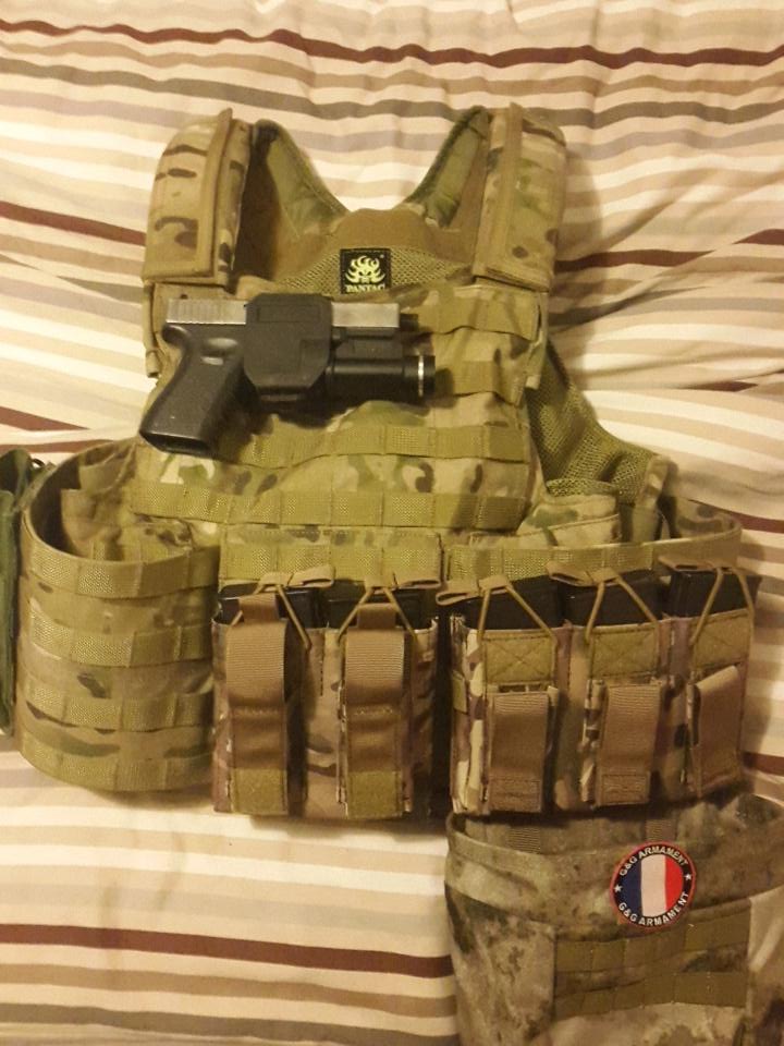 Giornii's tweet photo. Nouvelle configuration de Ciras pour Giorni !
#Glock #Pantac #airsoft https://t.co/A08McyM28r