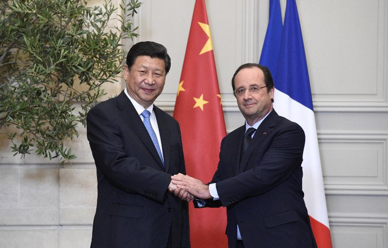 #奥朗德总统访华#法兰西共和国总统弗朗索瓦·奥朗德先生将于2015年11月2日至3日对中国进行第二次国事访问，期间将访问重庆和北京。更多消息：ambafrance-cn.org法兰西共和国总统弗朗索瓦