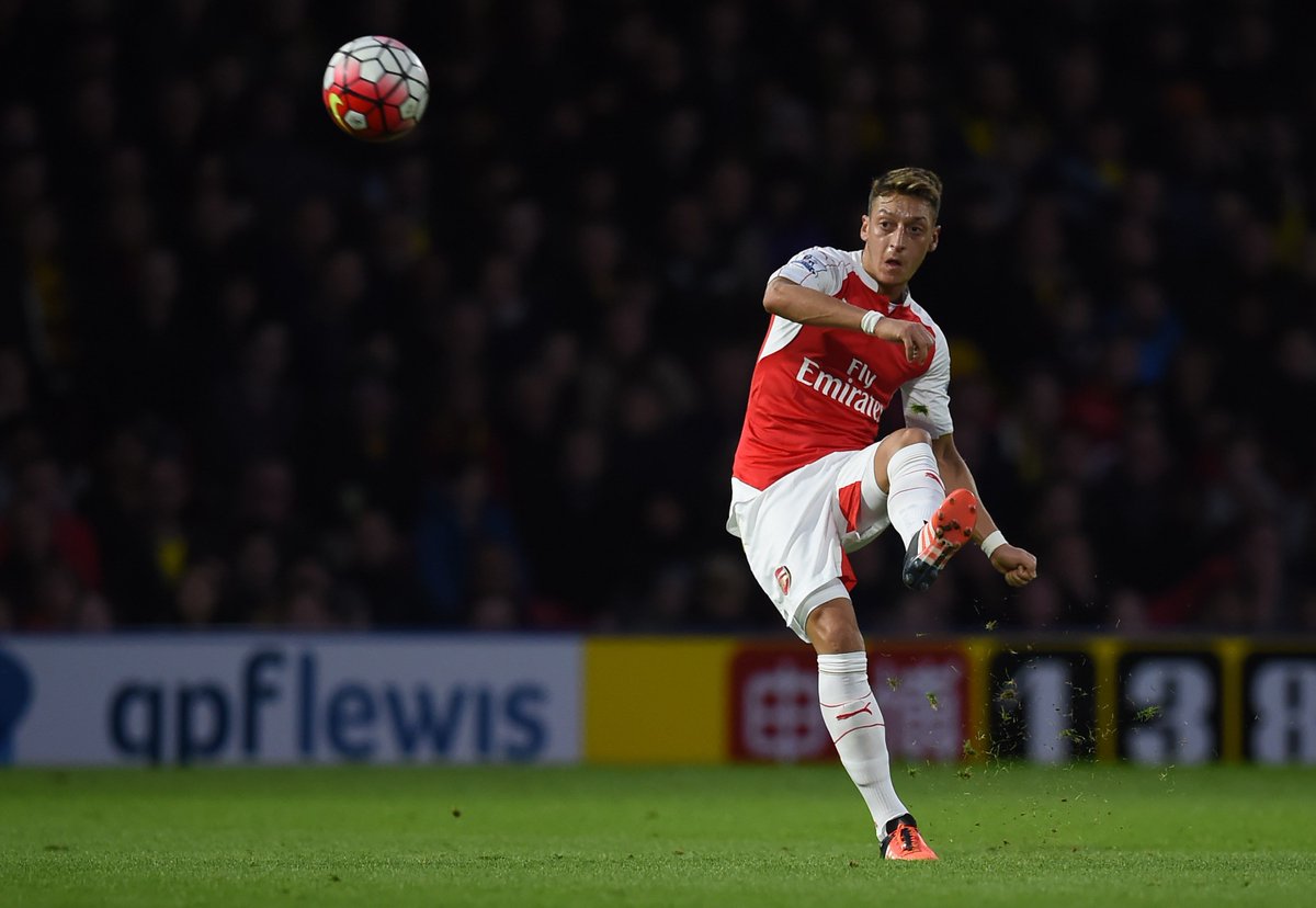 ChampionsLeague's tweet image. Most assists in Europe's top 5 leagues:
Özil (7)
Douglas Costa, Raffael, David Silva (6)
#UCL