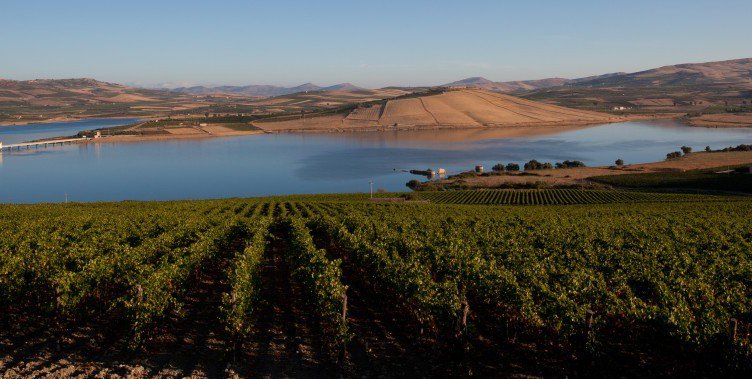 Sambuca di Sicilia – why you should visit this village: secretsicily.org/2015/10/23/sam… #traveltips #Sicily