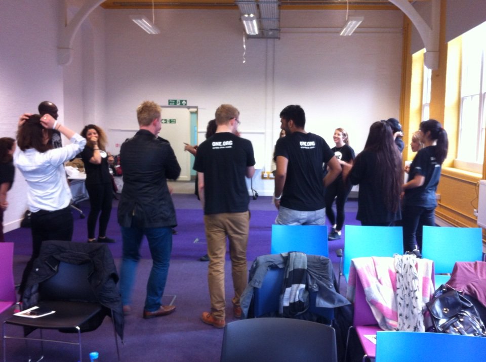 ONEintheUK's tweet photo. We're saying goodbye to our UK #ONEYA2015 today but not without a bang! Keep tuned.. https://t.co/26HfjqJGnl