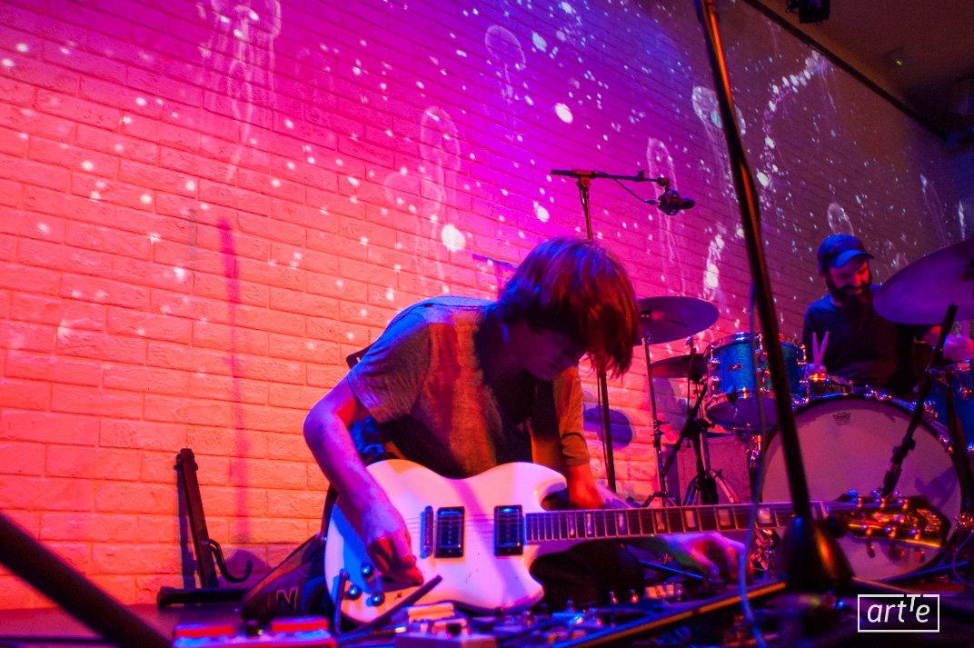 Recordando el super concierto de <a href="/noplaces/">noplaces</a> viernes pasado. ¡Genia! <a href="/foehnrecords/">Foehn Records</a>