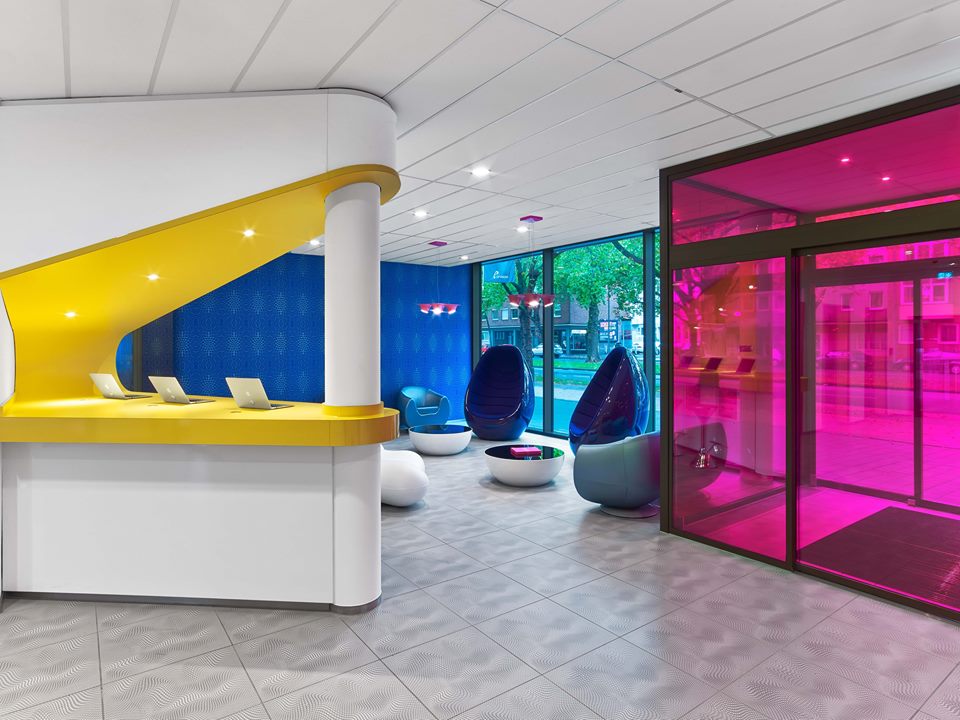 AlessyaJurt's tweet photo. New budget hotel in Hannover Prizeotel by Karim Rashid Photo by Eric Laignel 2015
#alessya #artemyeva @karim_design https://t.co/yHkTqygXBu